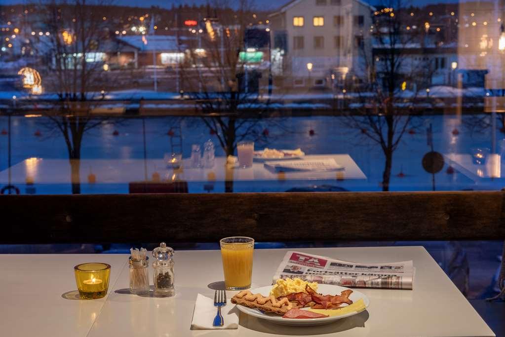 First Hotel Stadt Härnösand 레스토랑 사진
