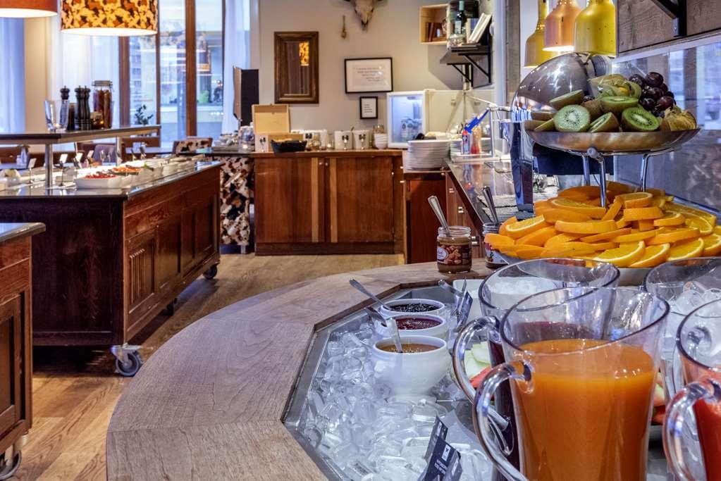 First Hotel Stadt Härnösand 레스토랑 사진